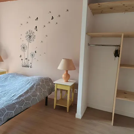 Du Chateau Des Bretonnieres Sur Vie *