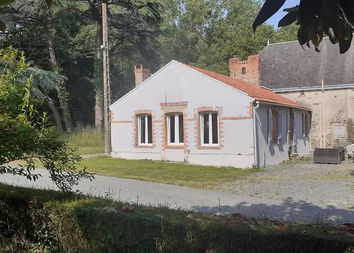 Du Château Des Bretonnières Sur Vie Casa vacanze *